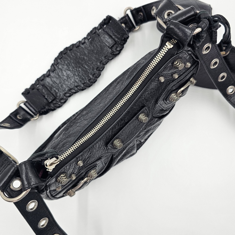 발렌시아가 르카골 숄더백 XS 5596