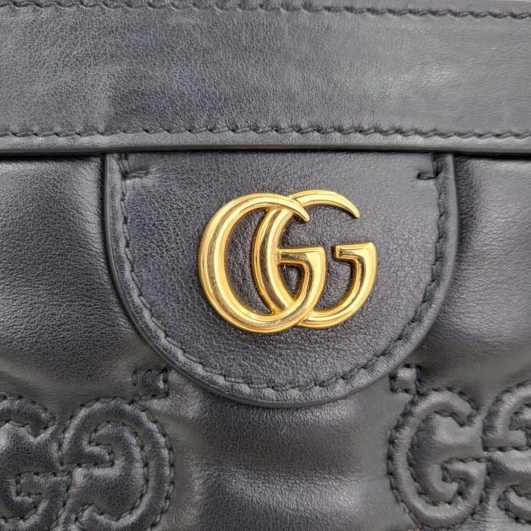 구찌 gg 마틀라쎄 스몰 핸드백 3832