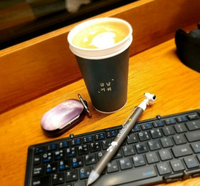 8b28f27587936.png