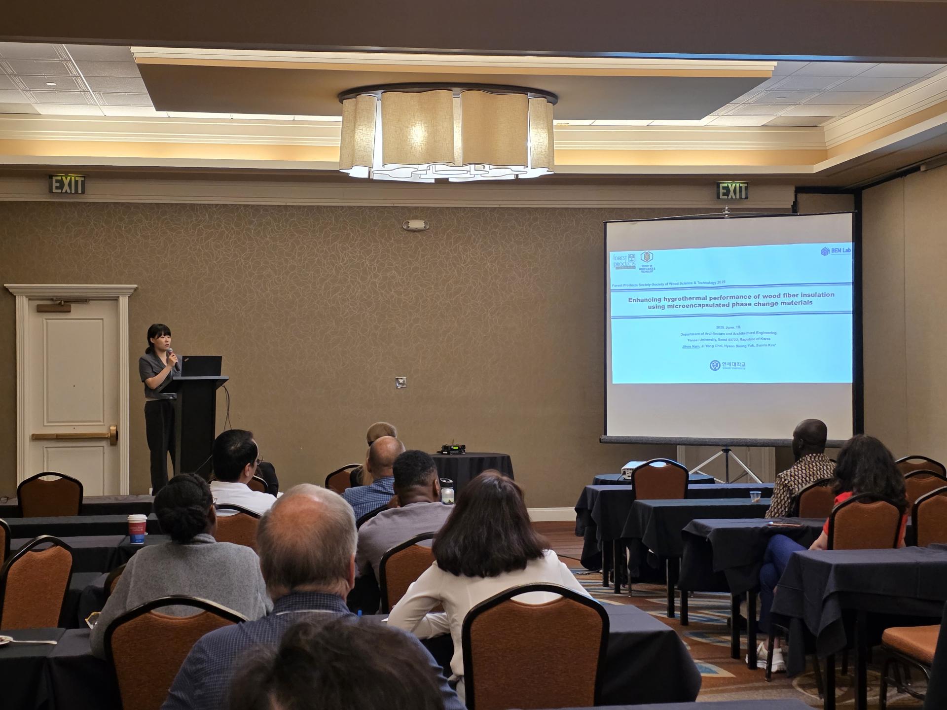 f8acfaa2018c4.jpg