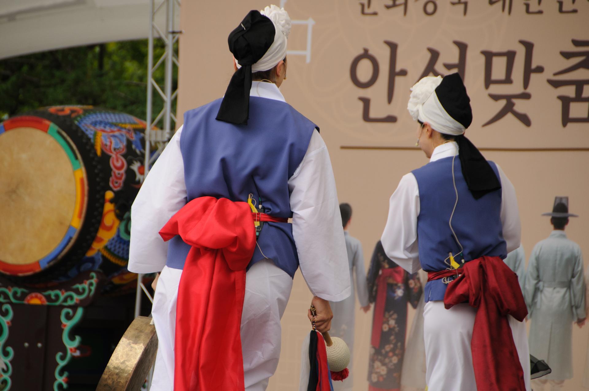 4fdb171e0215b.jpg