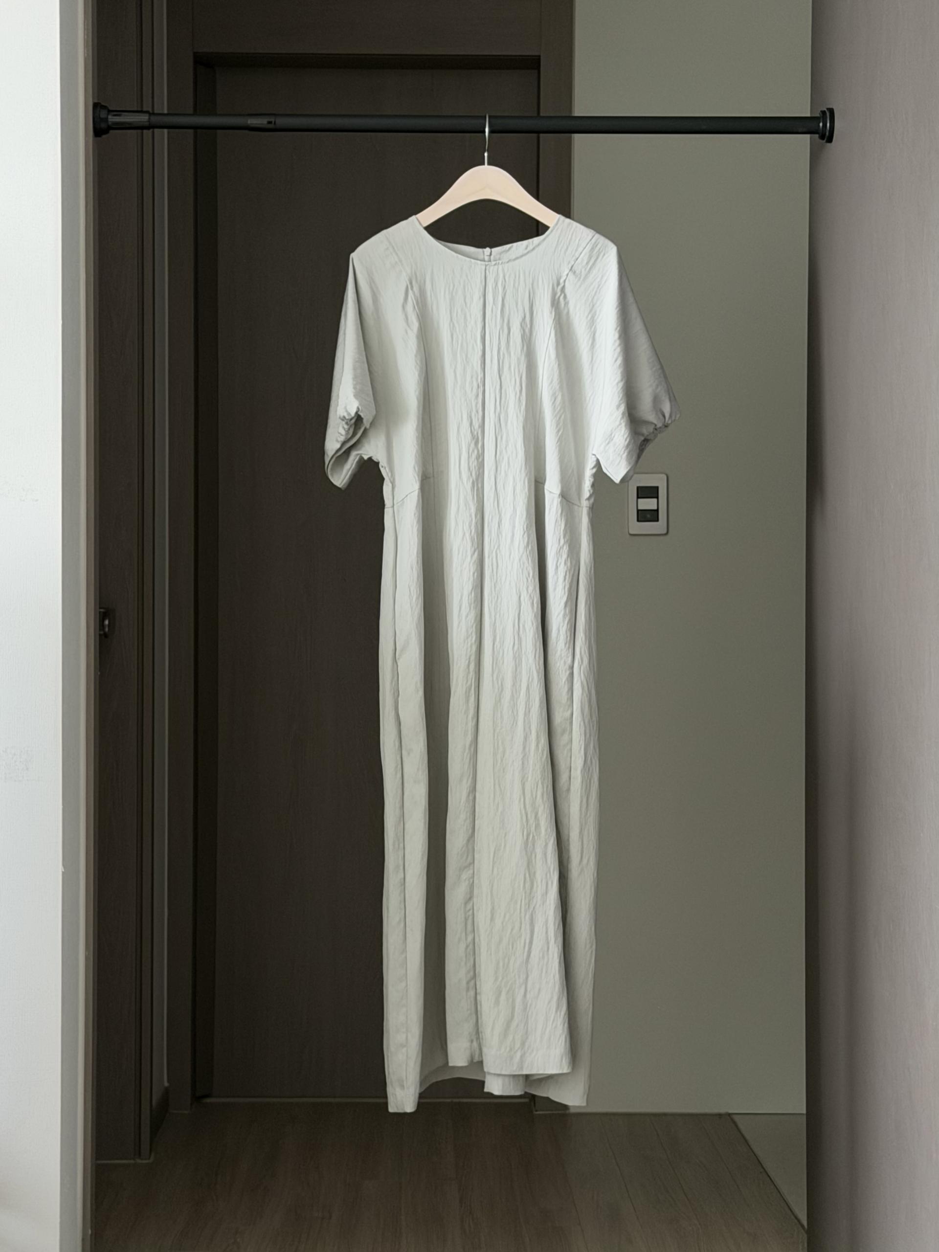고트 원피스 | 2 COLOR