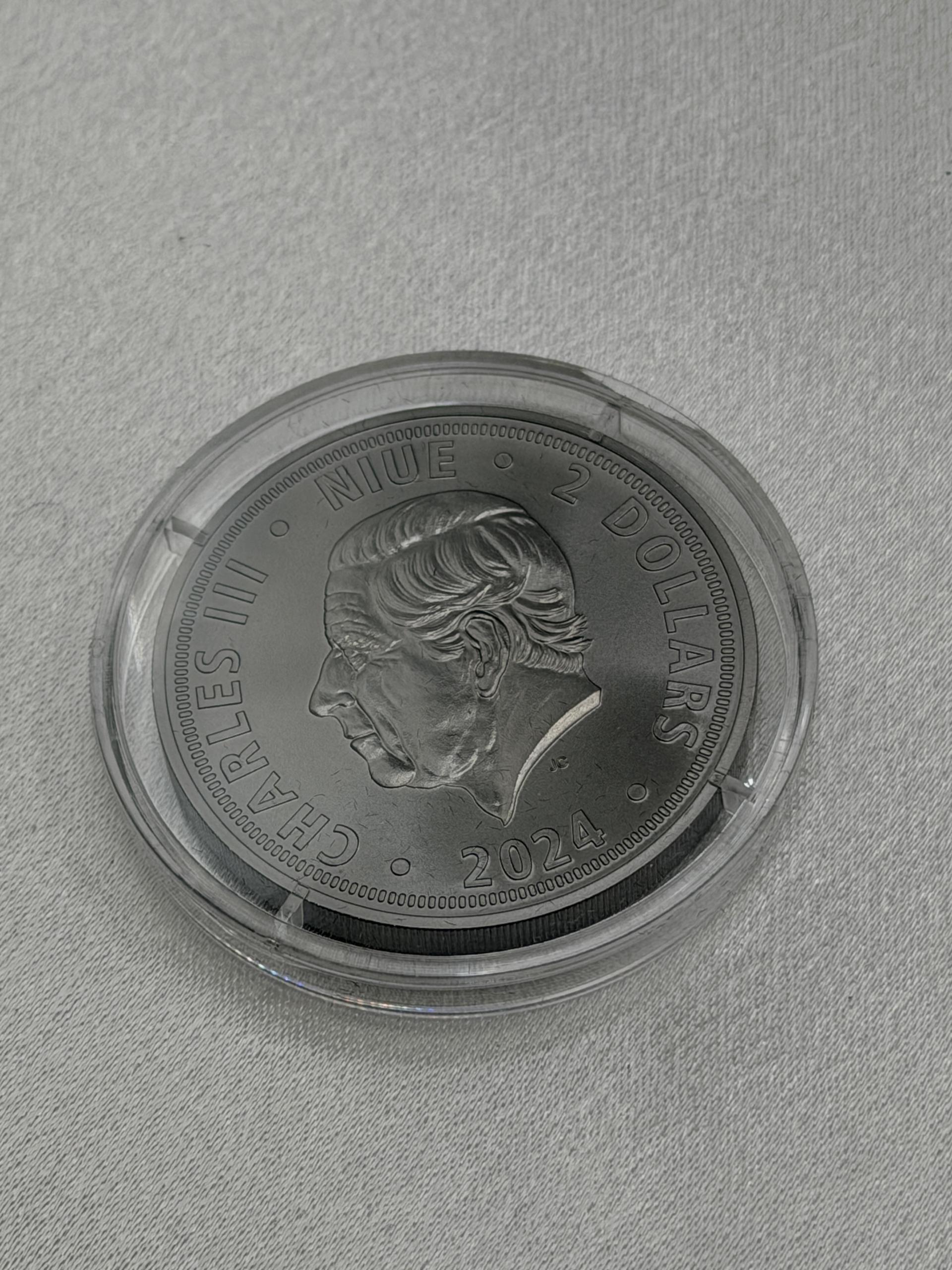 2024 Niue Czech Lion Black Platinumwith Diamond Eﬀect 1 oz Silver Coin