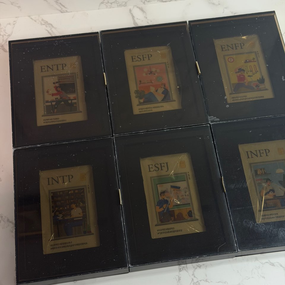 한국조폐공사 MBTI 카드형 골드바 0.5g *6ea set *1ea