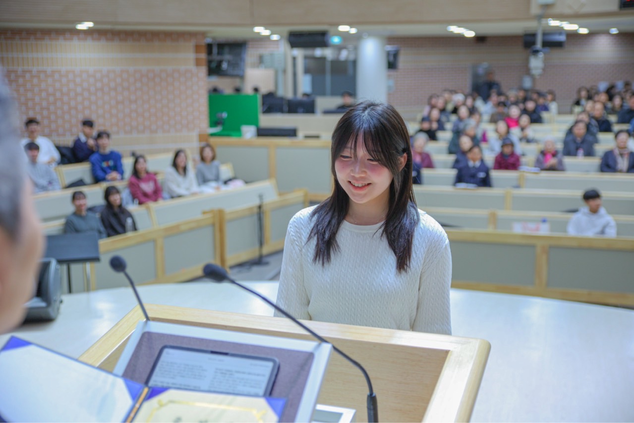 d641a6d95500f.jpg