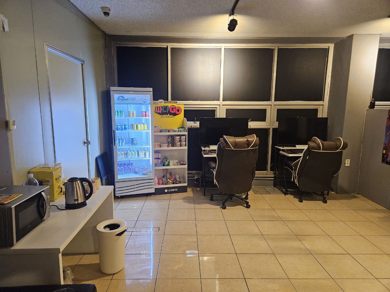 구미 사곡 매장 정리합니다  권리금 700 급매합니다 (영업중)