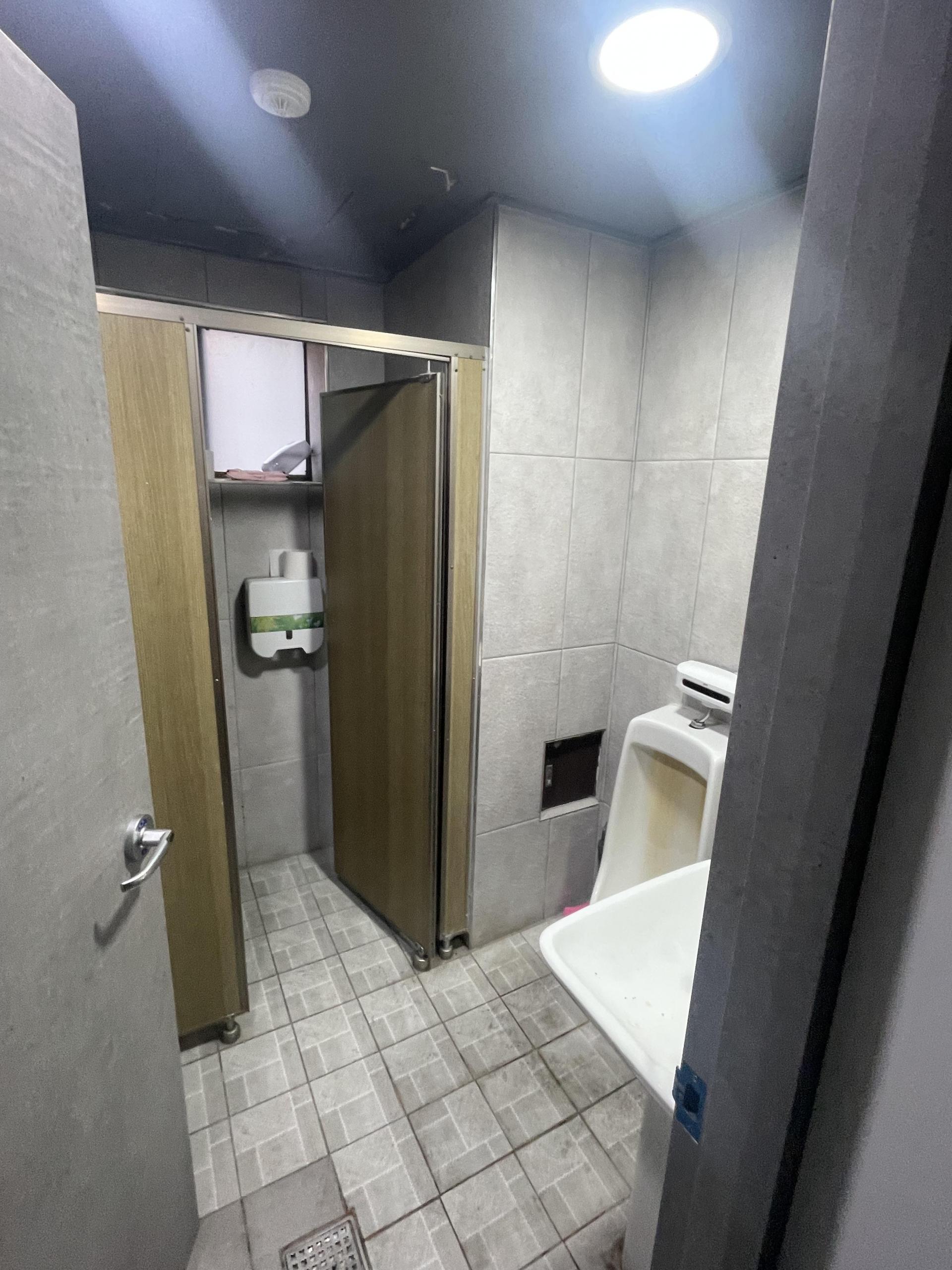 서울 강남구 논현동 성인PC 매물 이미지 - 권리금 1500만원 (2)
