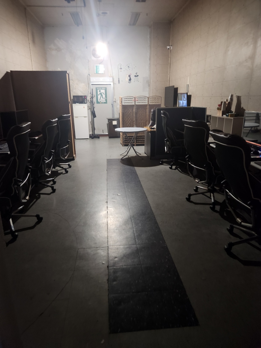 천안 성정동 가장좋은 위치하고잇는 pc팝니다.