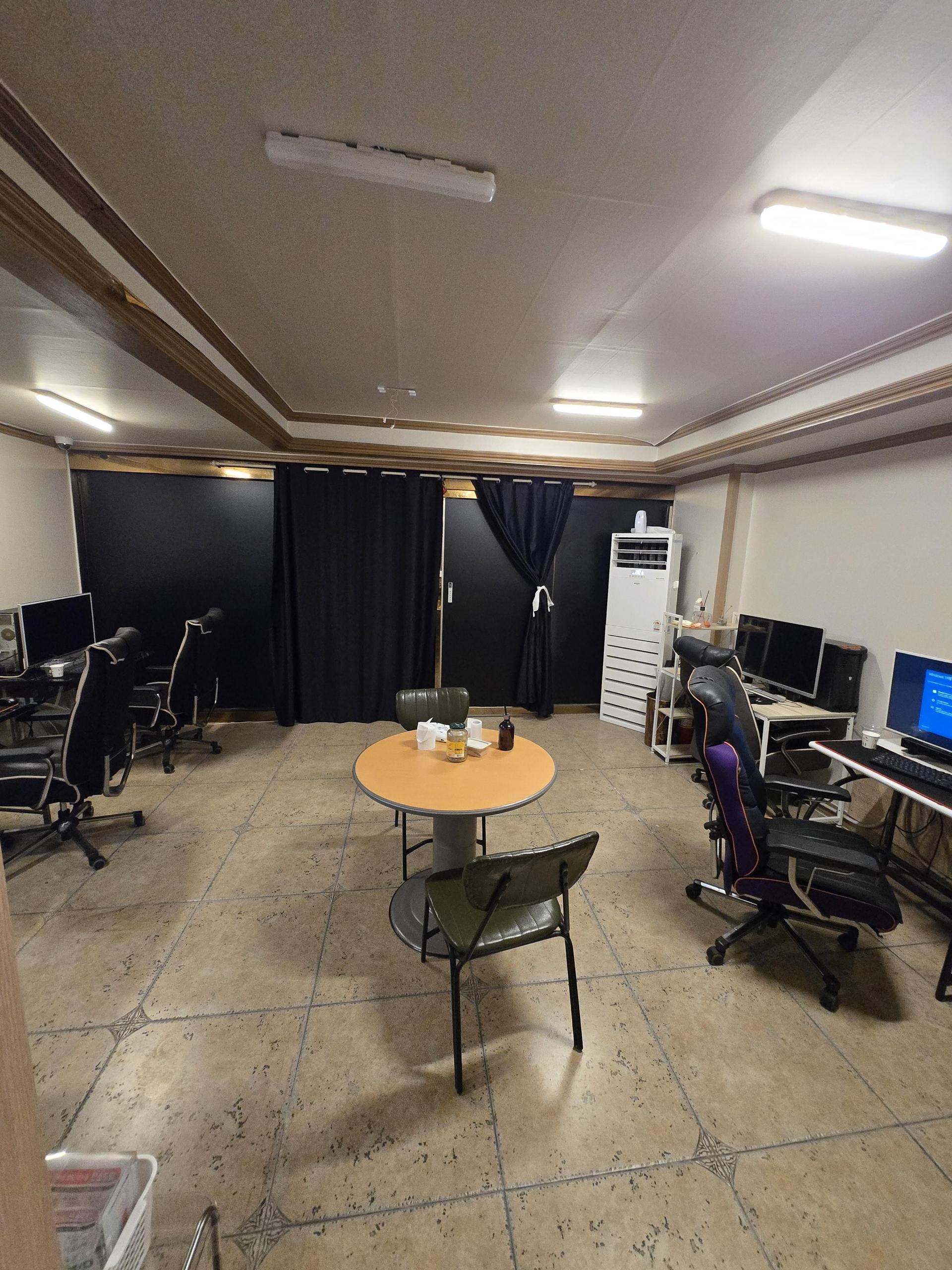 신정동 성인피시방