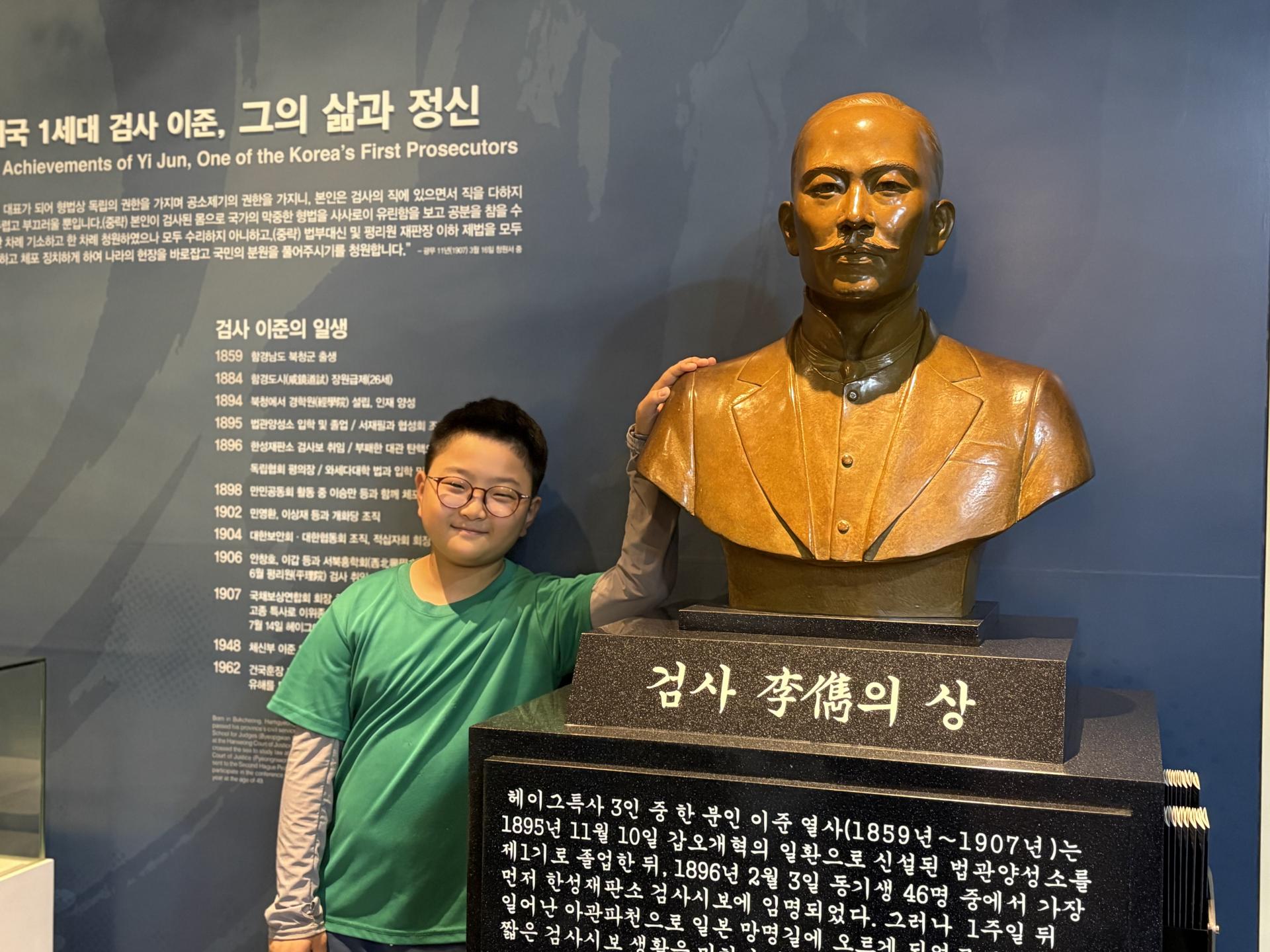 a37f090f07a20.jpg