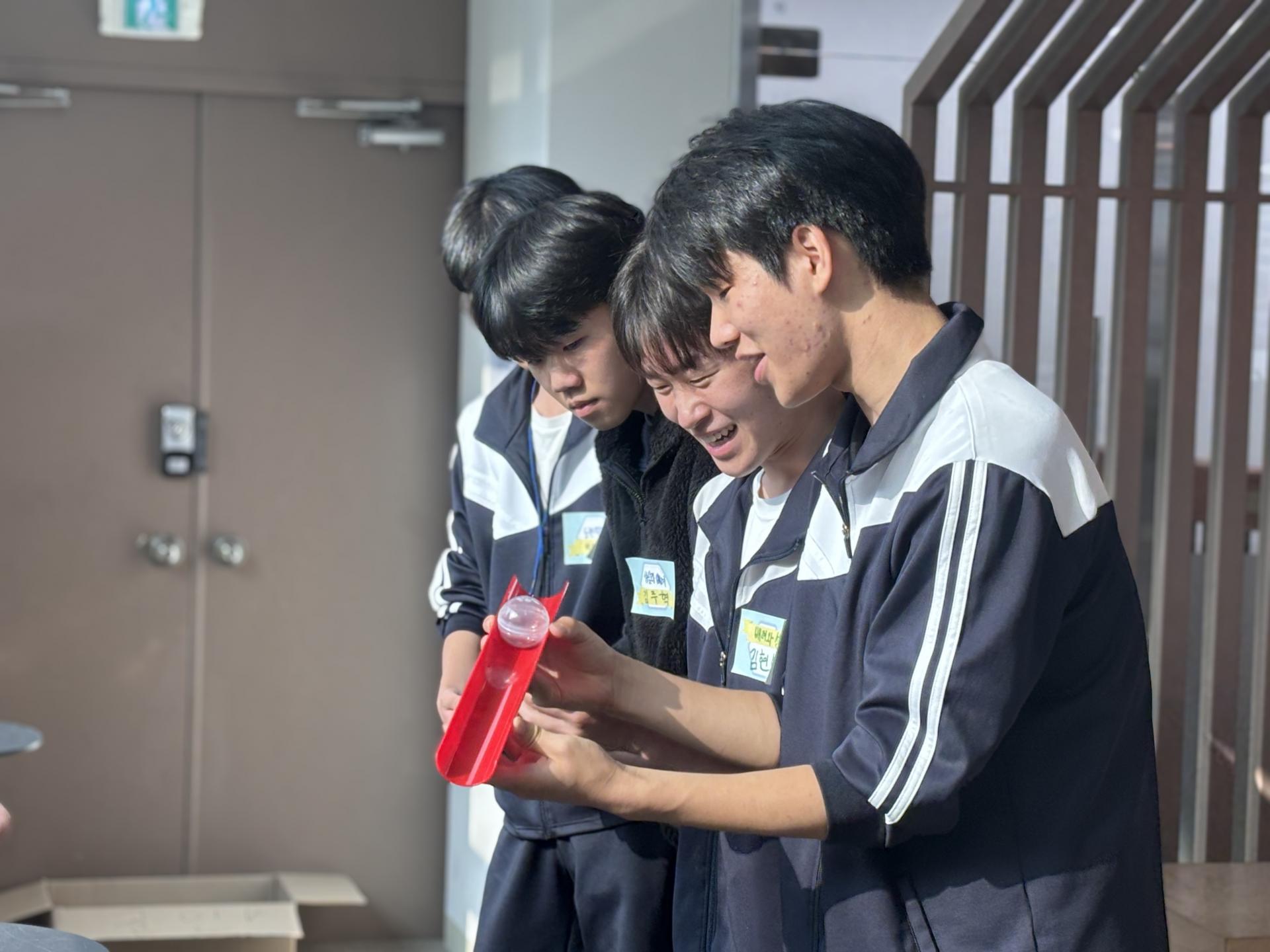 be729ed00c2c7.jpg