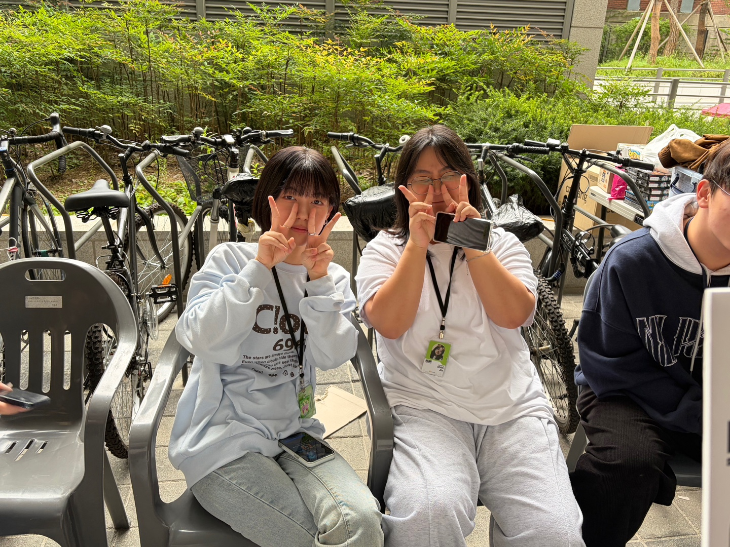 fdf56702837a5.jpg