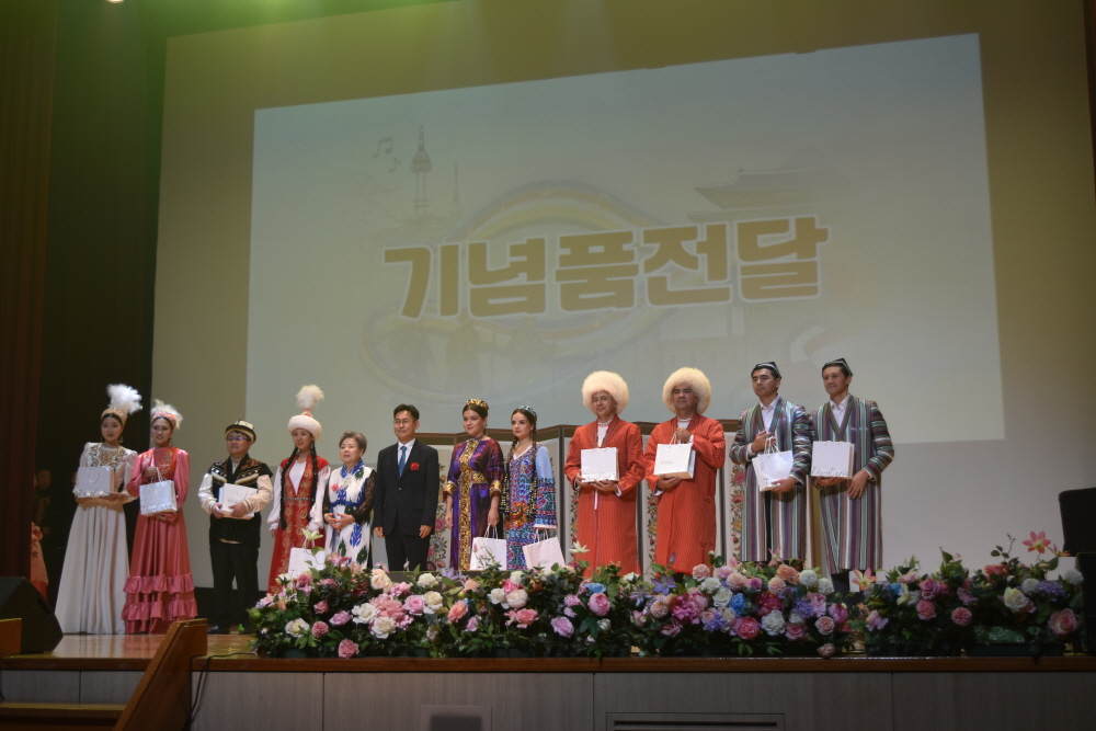 40d93e24340b1.jpg