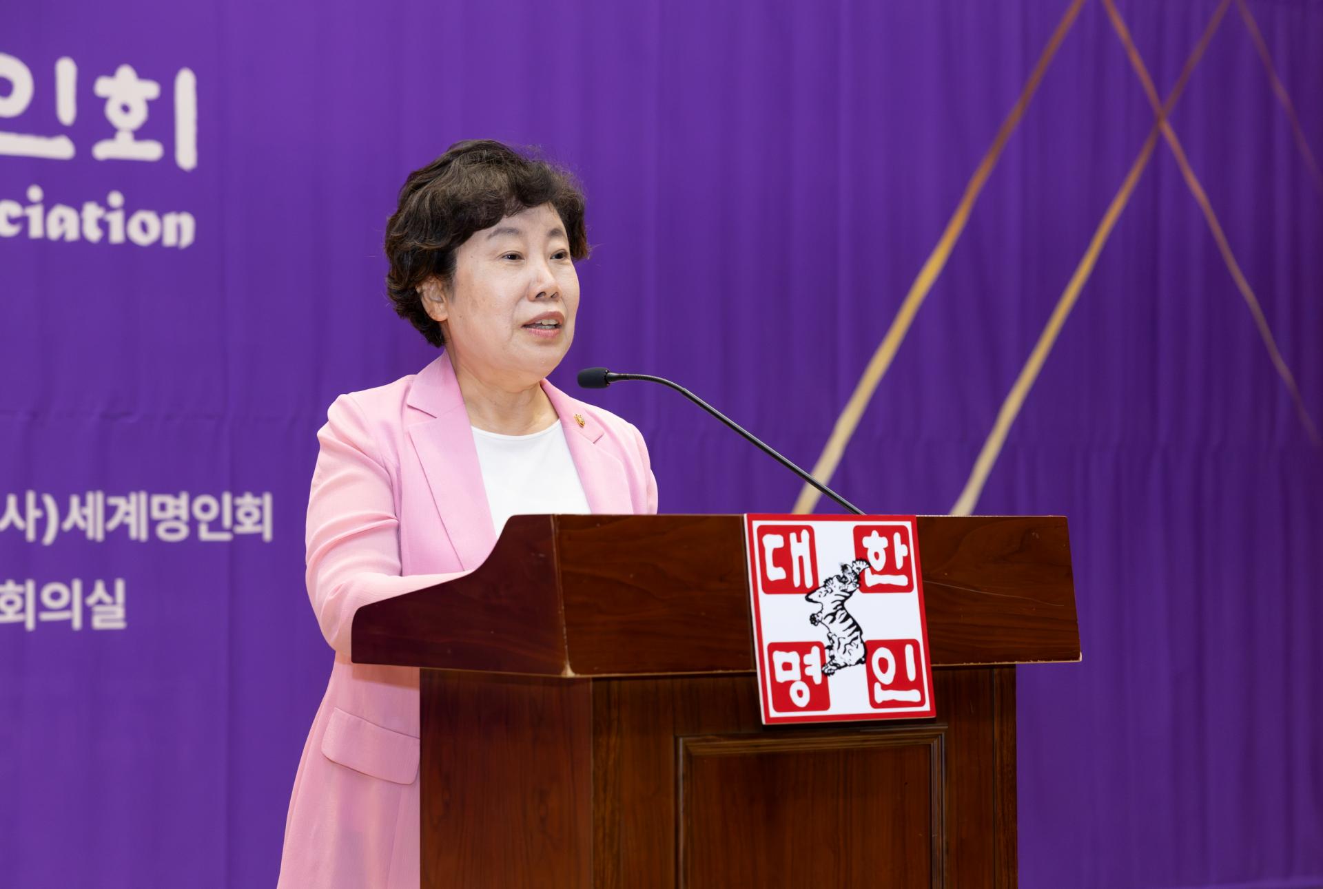 aa66d1f4dd494.jpg