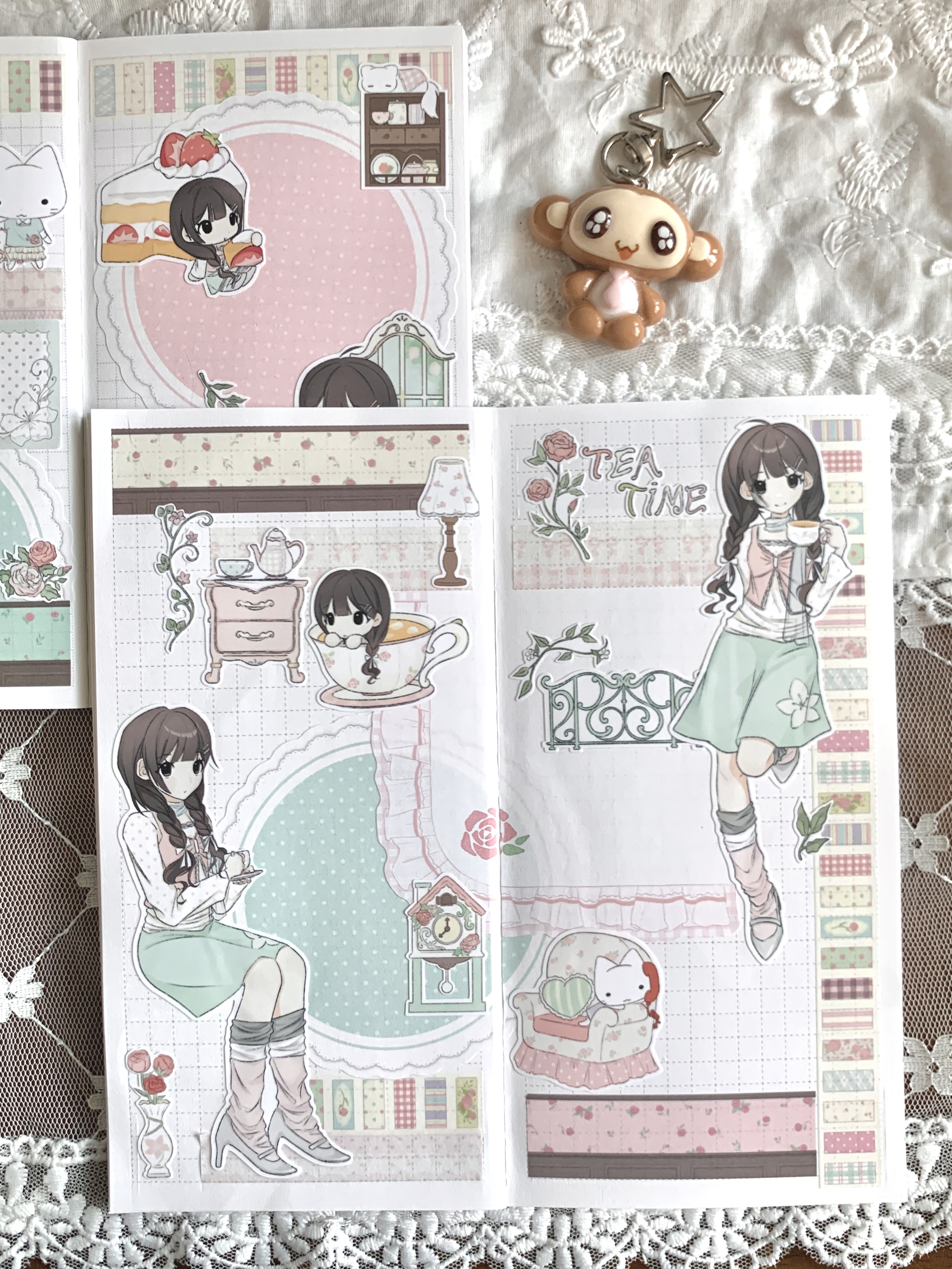 kimhaengpu | Vintage small-floral wallpaper masking tape