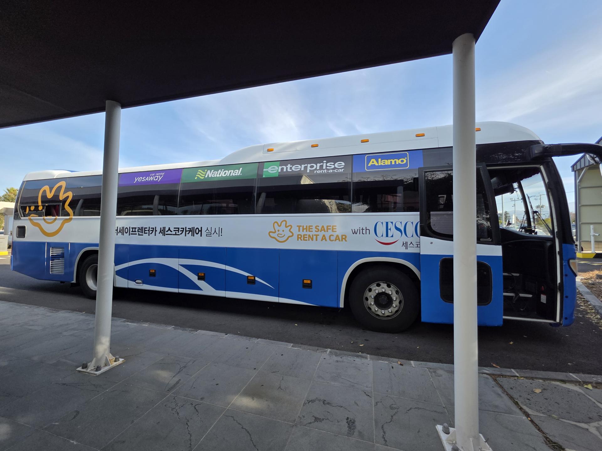 a2769e644b818.jpg