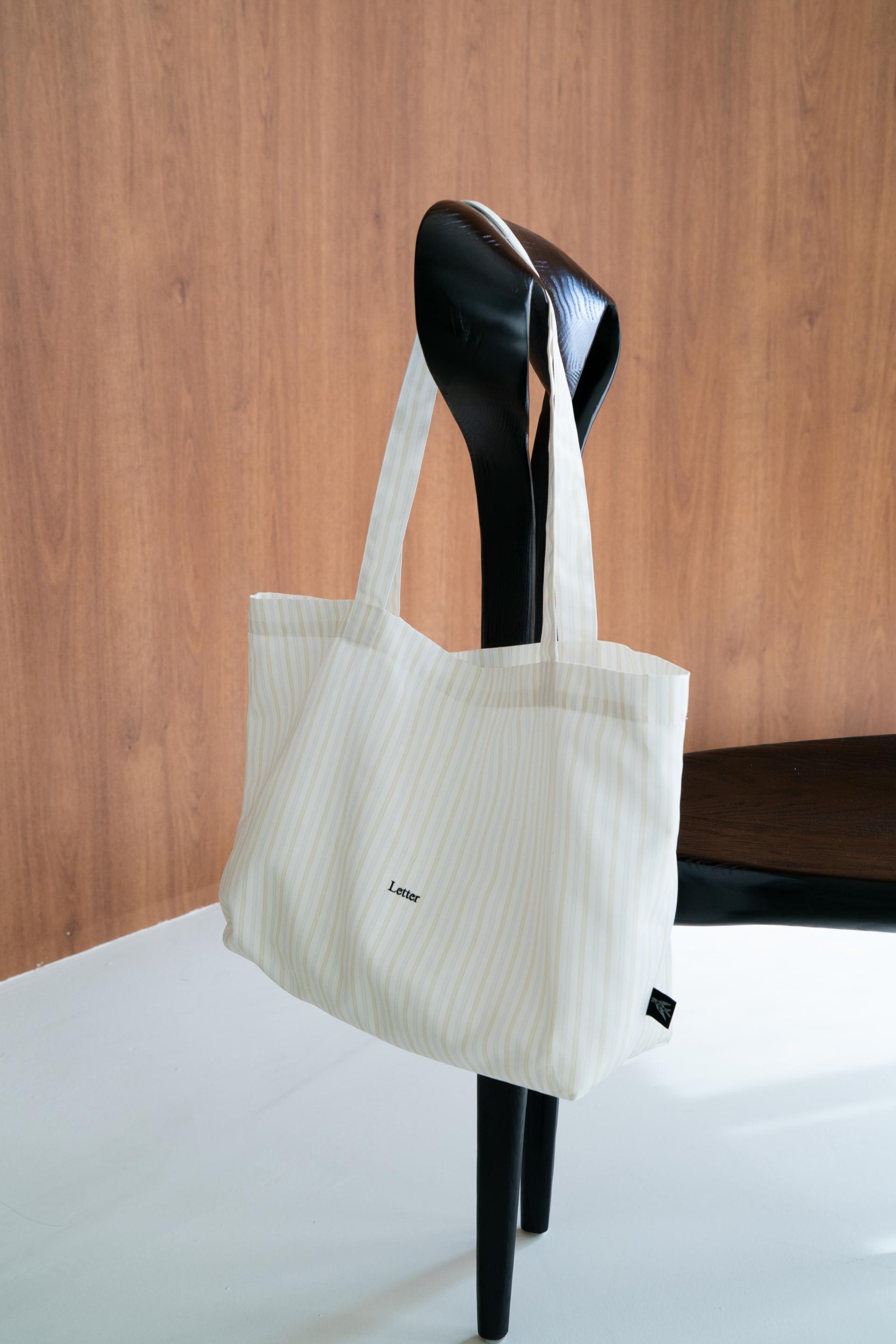 Stripe Letter Bag 스트라이프 레터 백, 2sizes