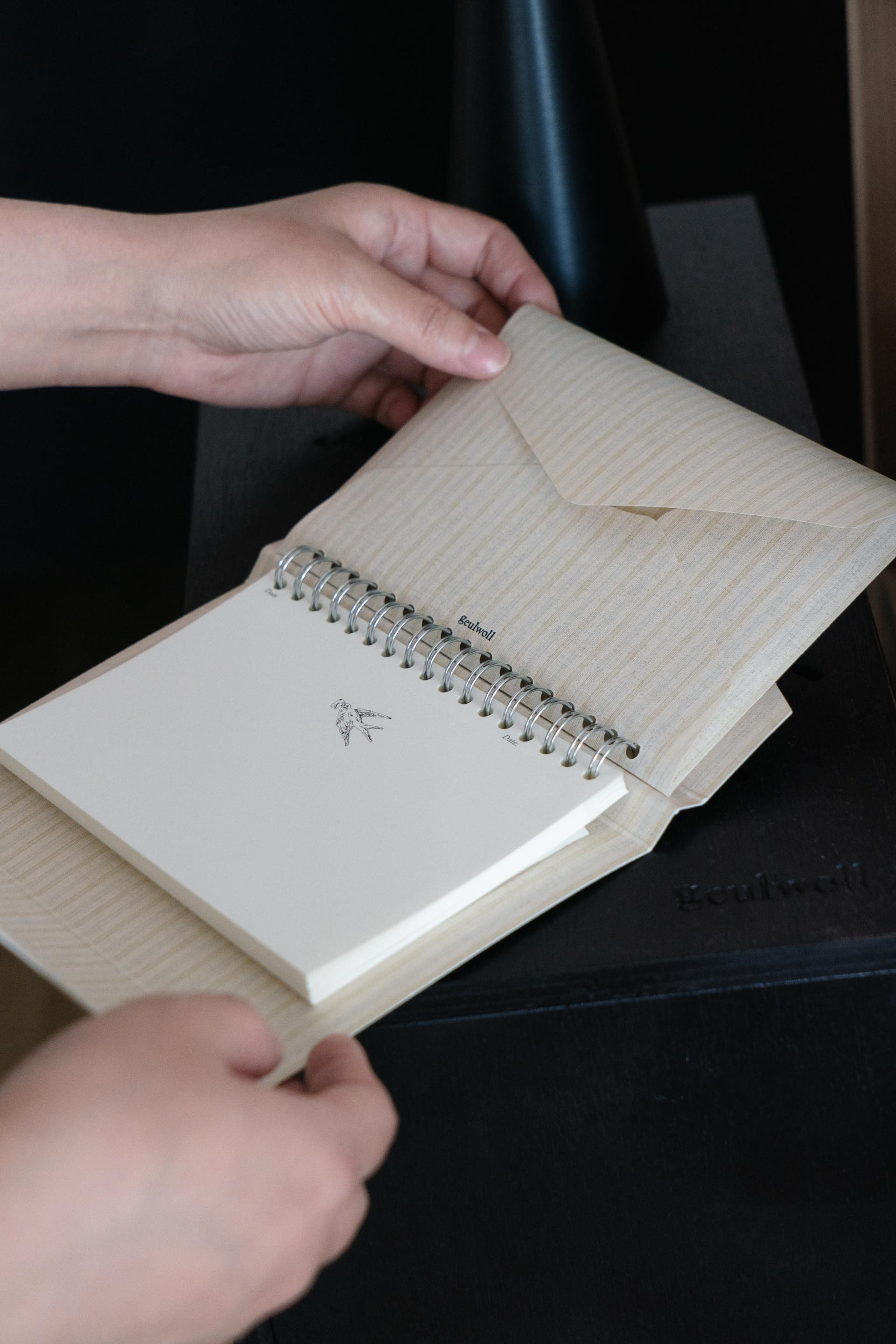 Stripe Pocket Letter Set 스트라이프 포켓 레터 세트 - Beige
