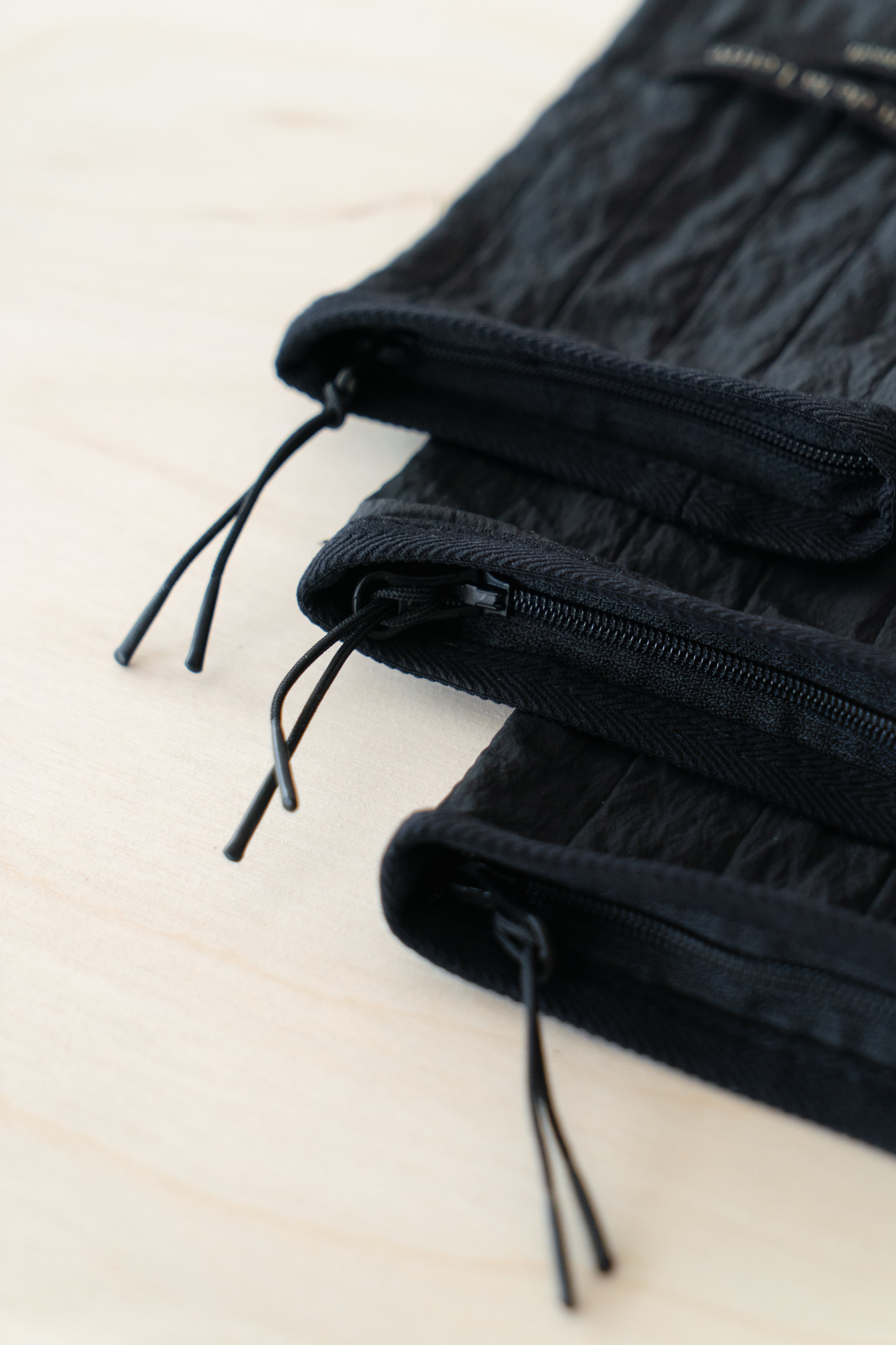 Easy Black Pouch 이지 블랙 파우치