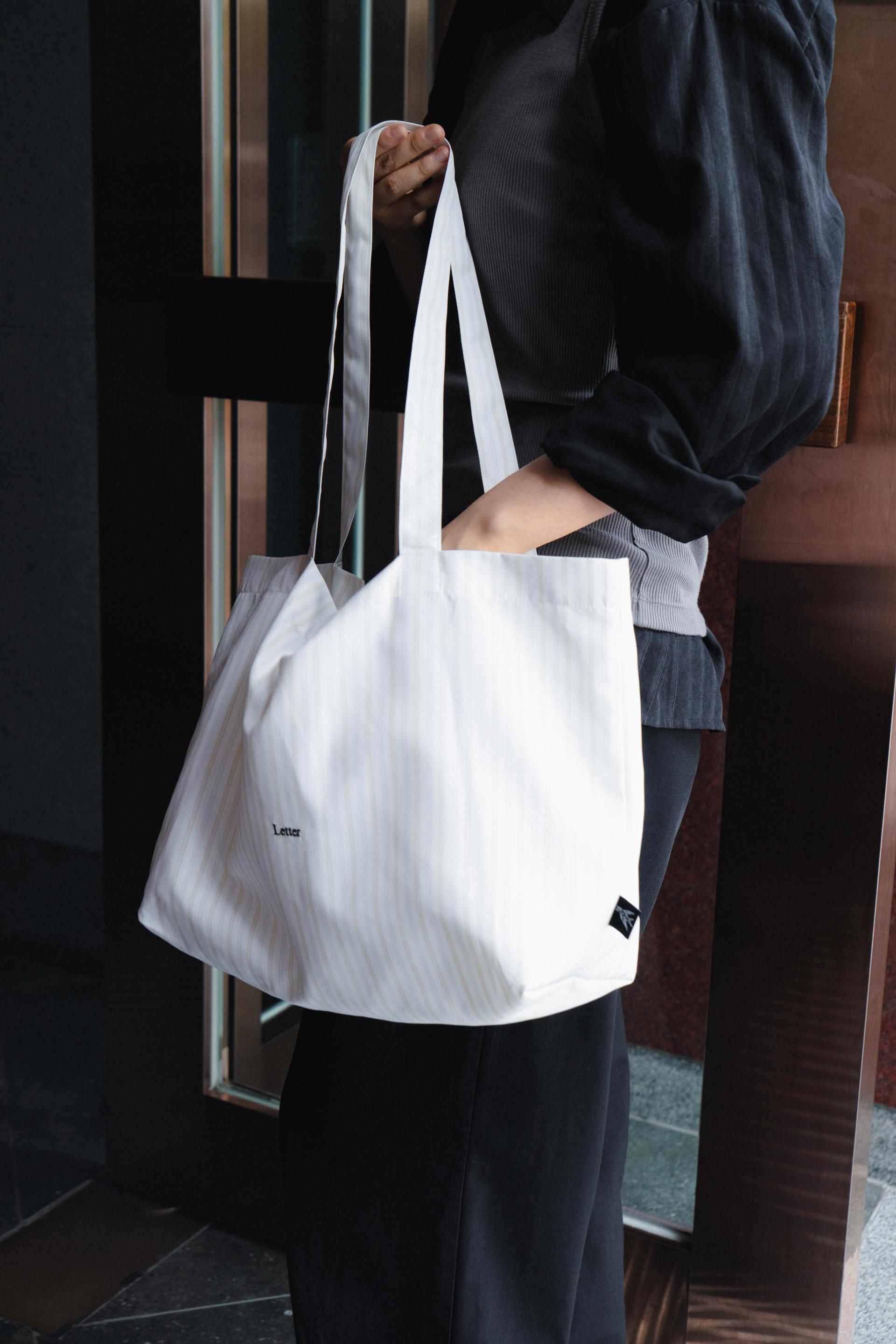 Stripe Letter Bag 스트라이프 레터 백, 2sizes