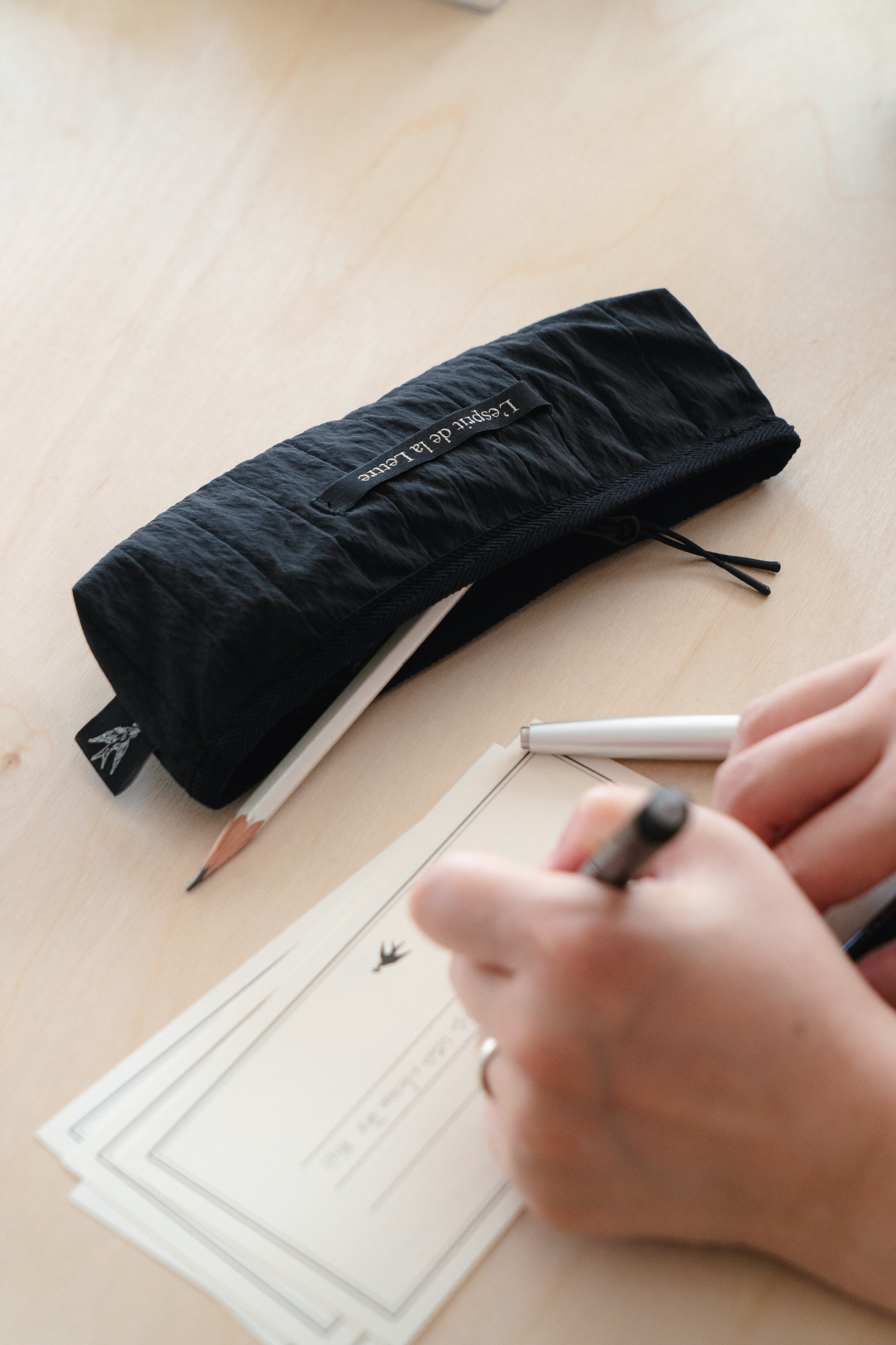 Easy Black Pencil Case 이지 블랙 필통