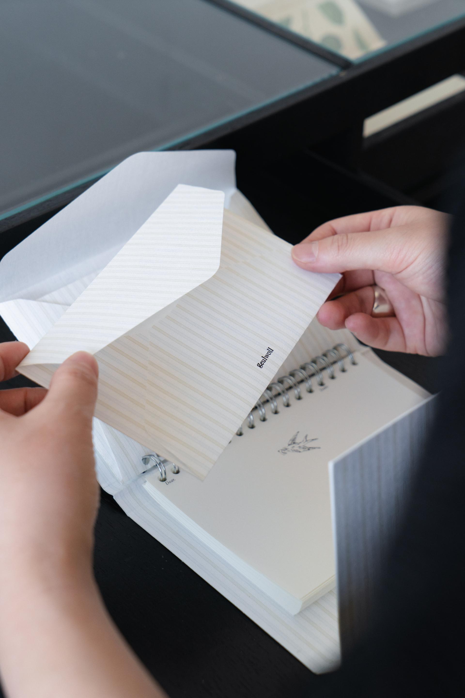 Stripe Pocket Letter Set 스트라이프 포켓 레터 세트 - White