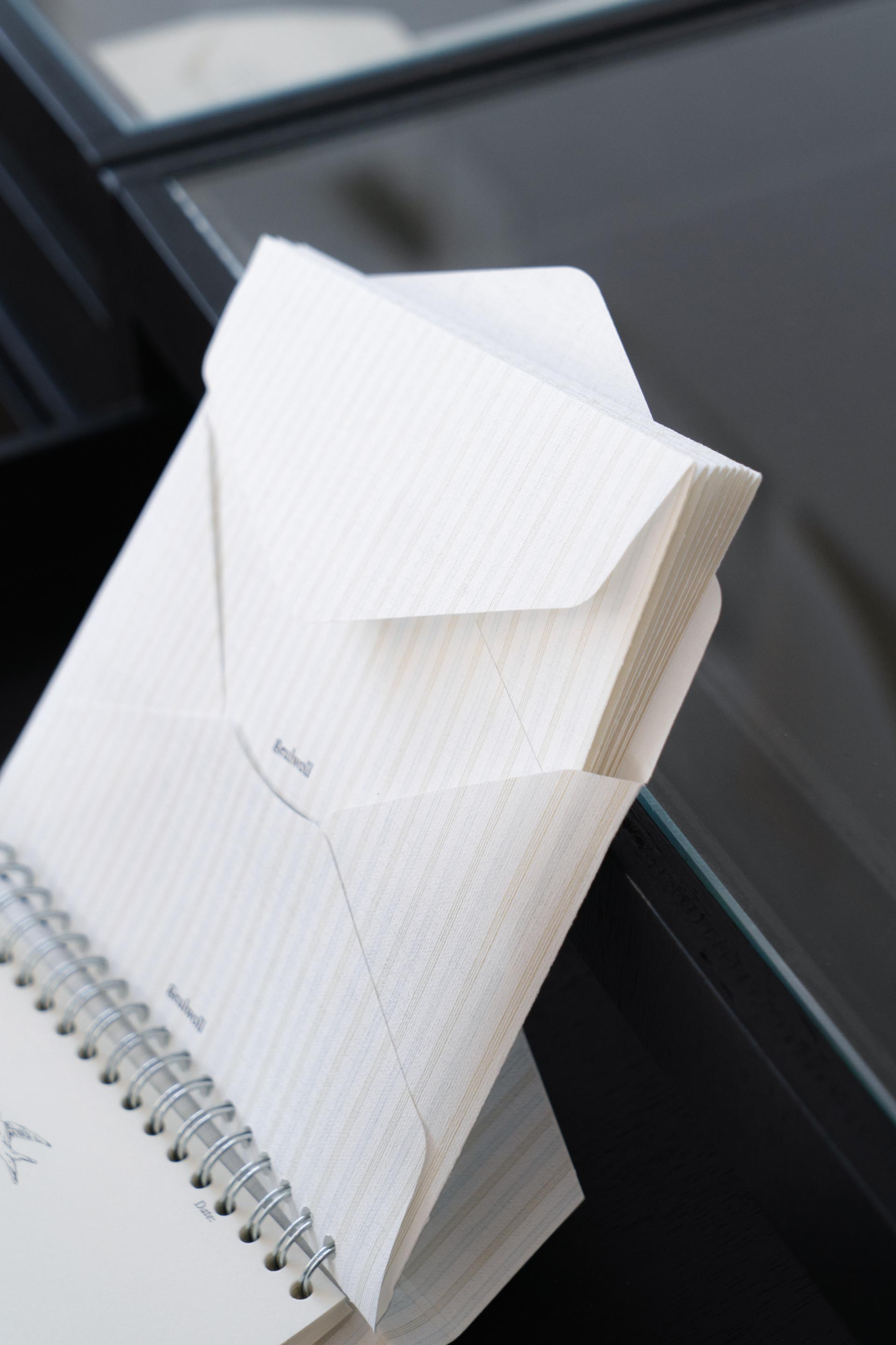 Stripe Pocket Letter Set 스트라이프 포켓 레터 세트 - White