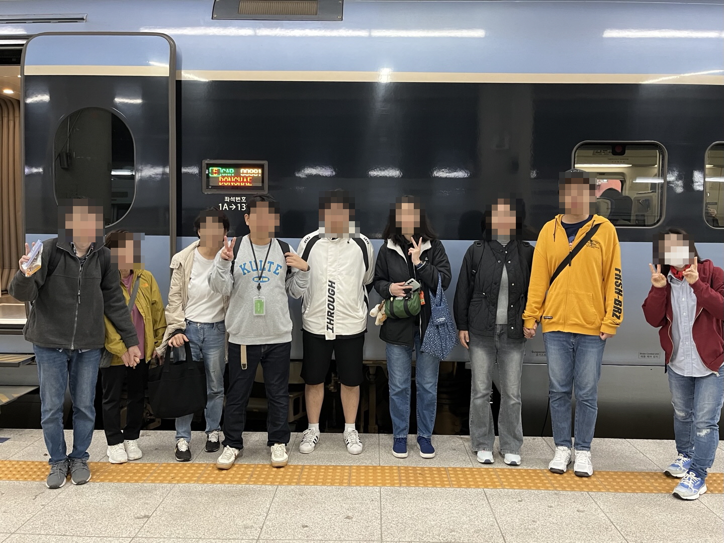 4d8160a4bdd87.jpg