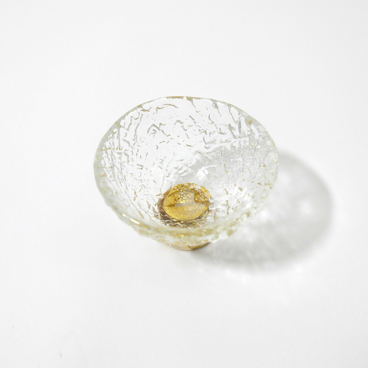 골드 굽 유리잔