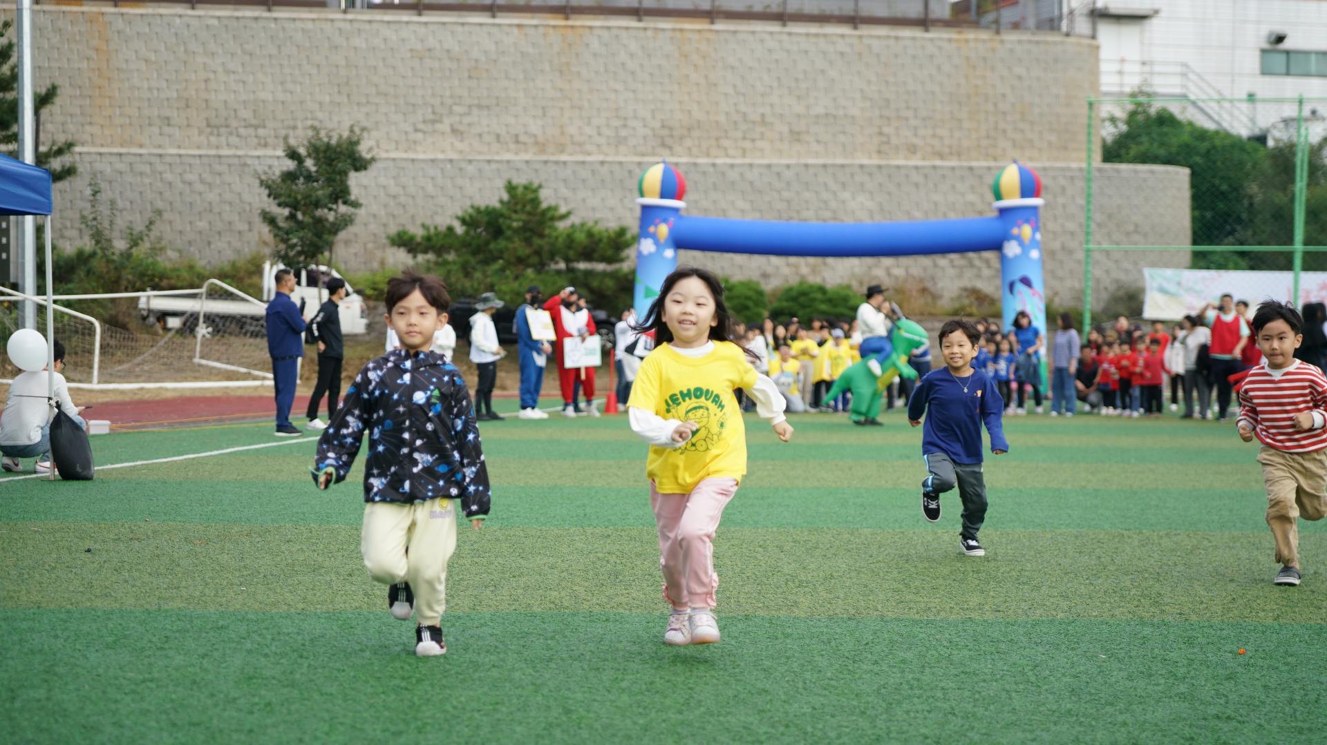 5c5ac59003a27.jpg