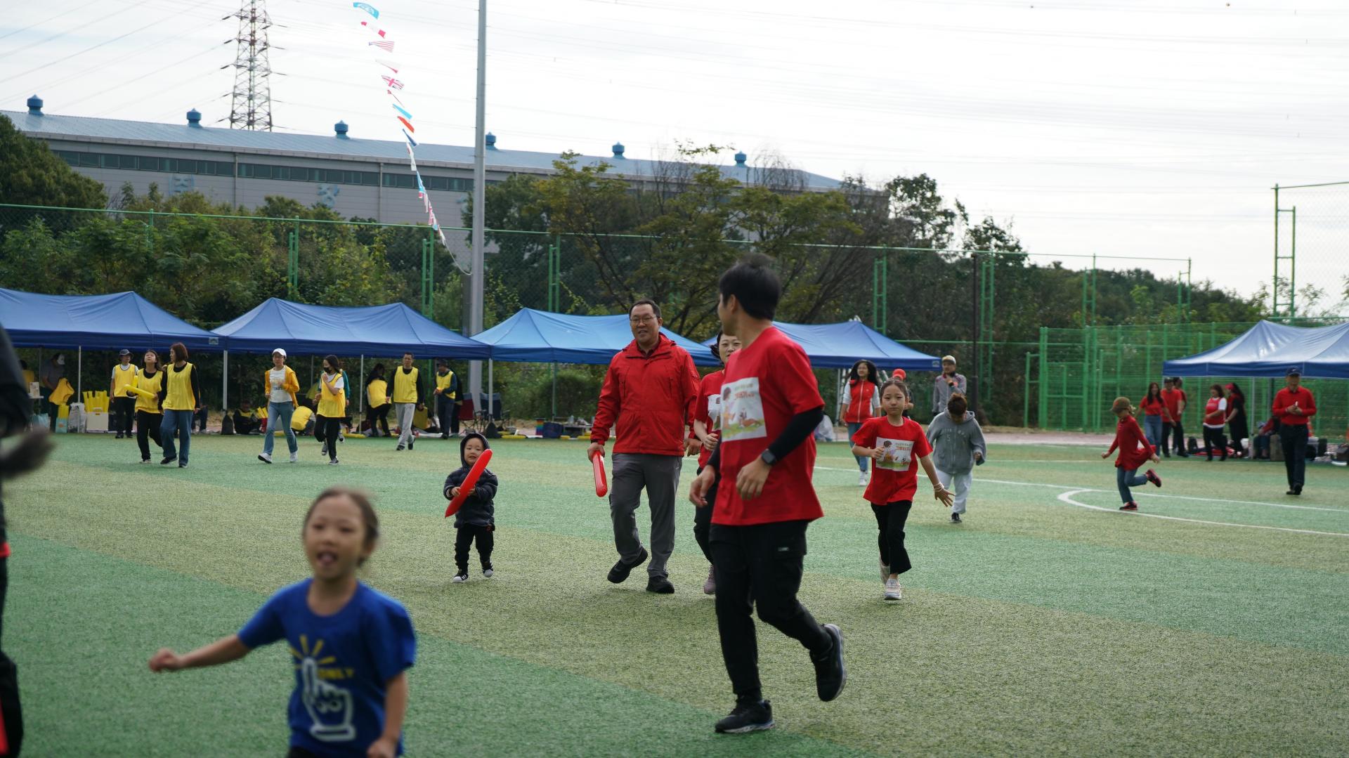 7046f18bd7382.jpg