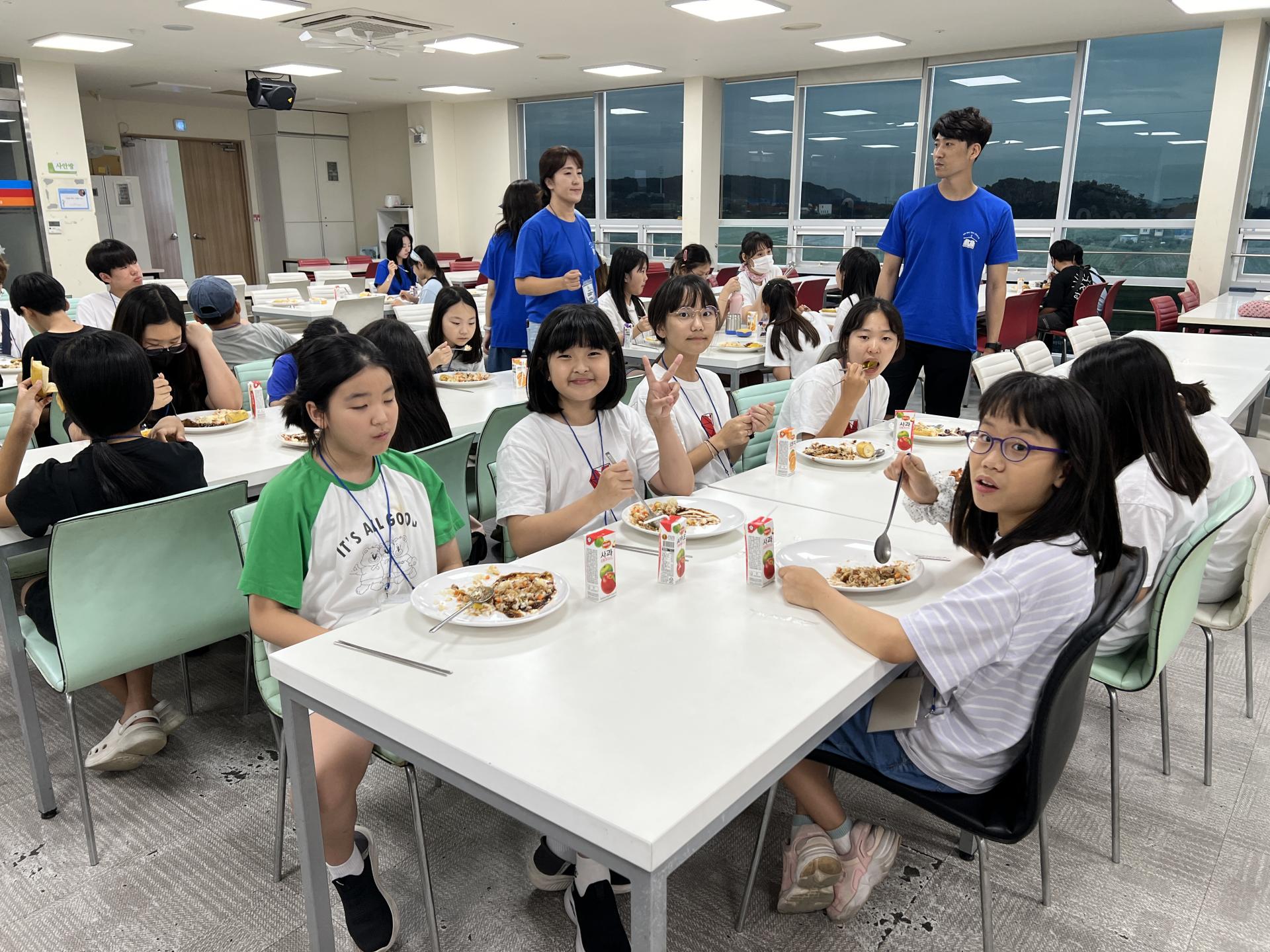 a7091fbce06ca.jpg