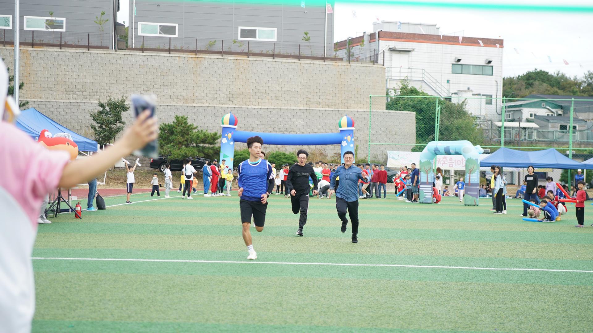 afc6eccec9c61.jpg