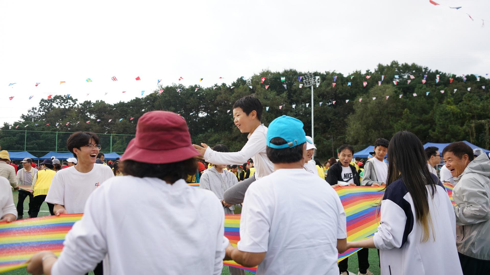 e22074228bb08.jpg