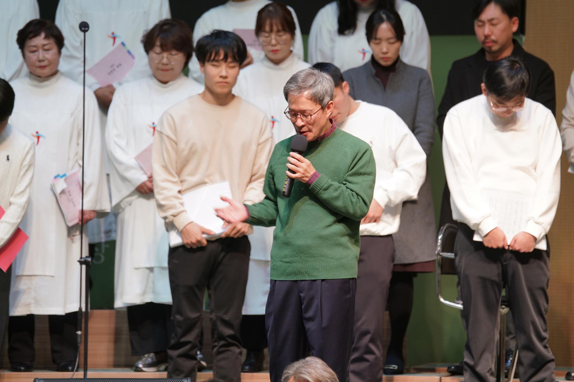 e98a365a222e7.jpg