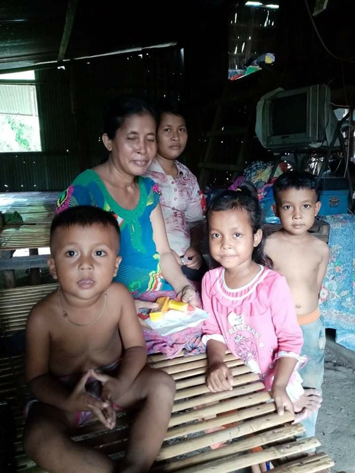 6a4543f90f34d.jpg
