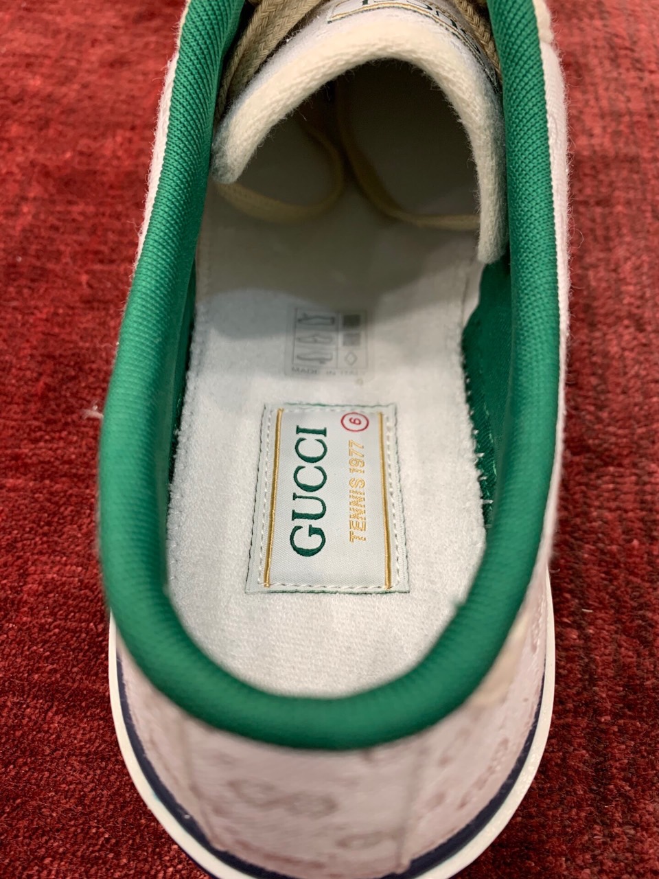 8257d6011cea0.jpg