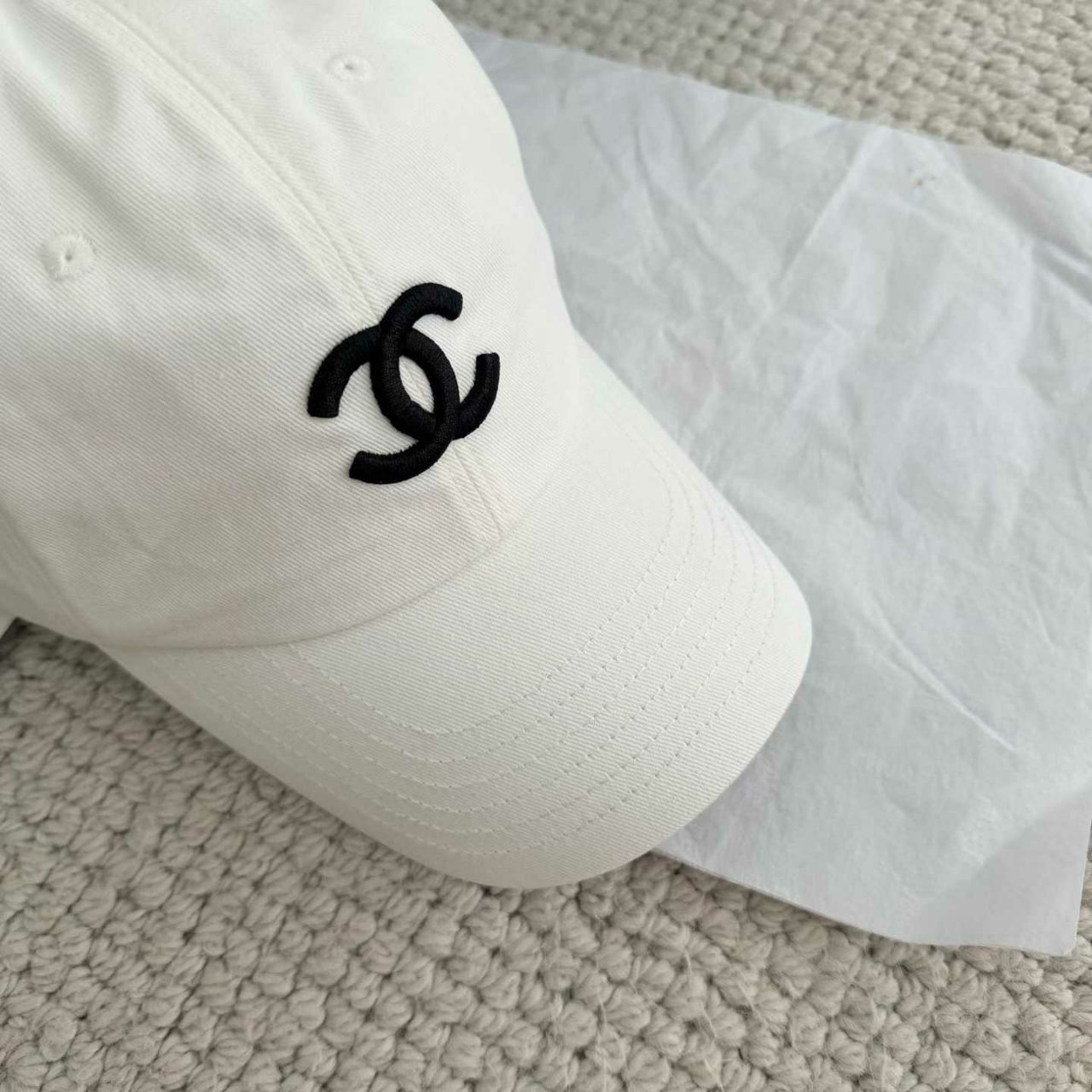 샤넬 CC로고 볼캡