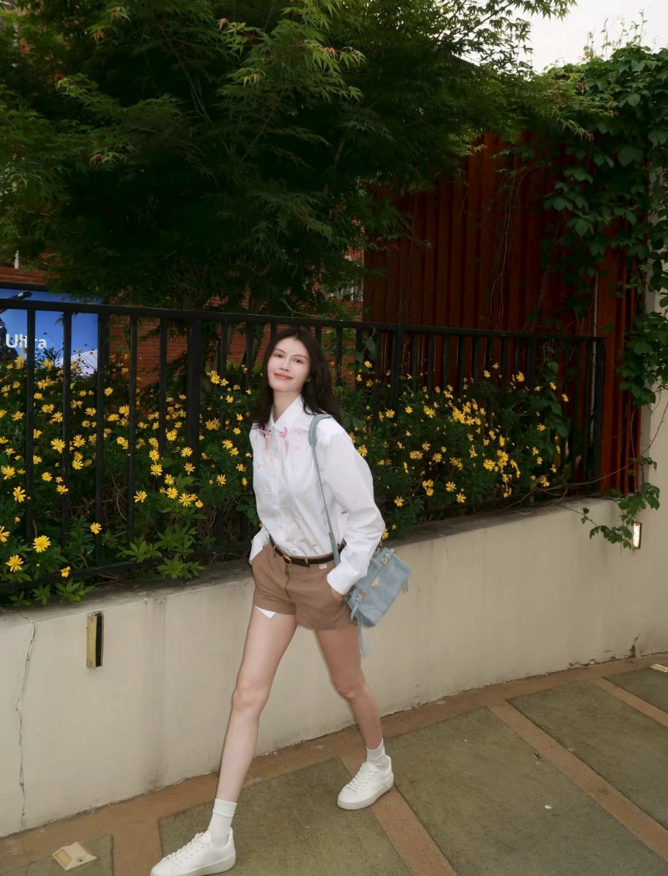 프라다 자수 포플린 셔츠