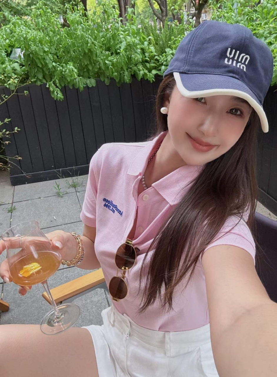 아크네스튜디오 자수 폴로셔츠