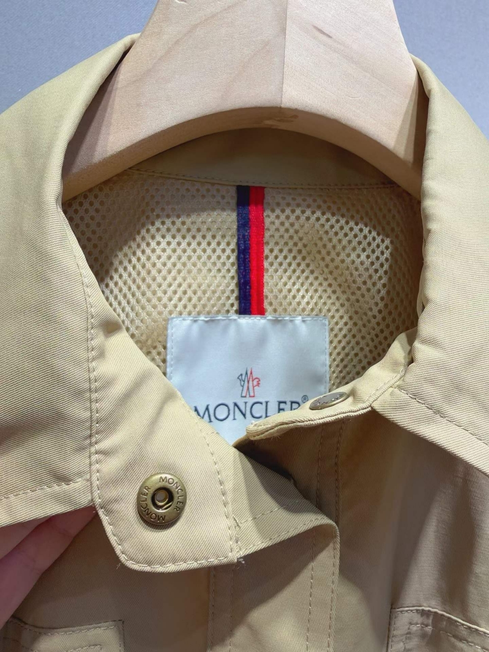 몽클레어 Saulon 바람막이