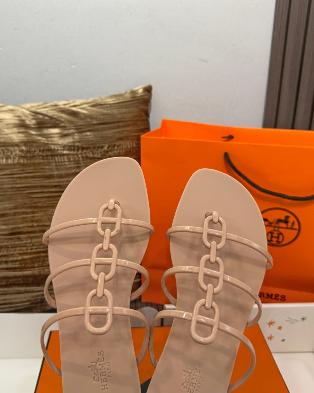 에르메스 Mykonos 샌들