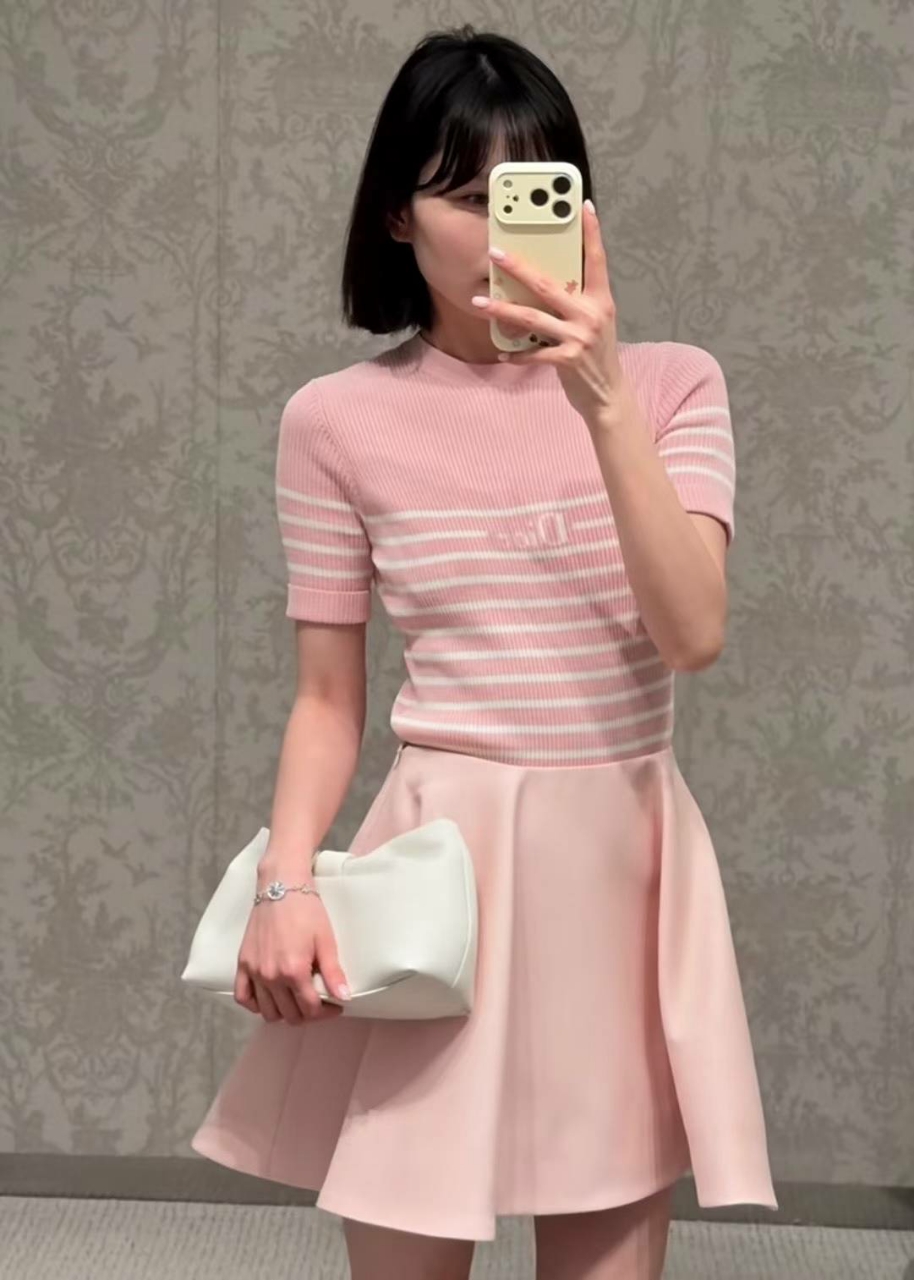 디올 리비에라 피티드 반팔 스웨터