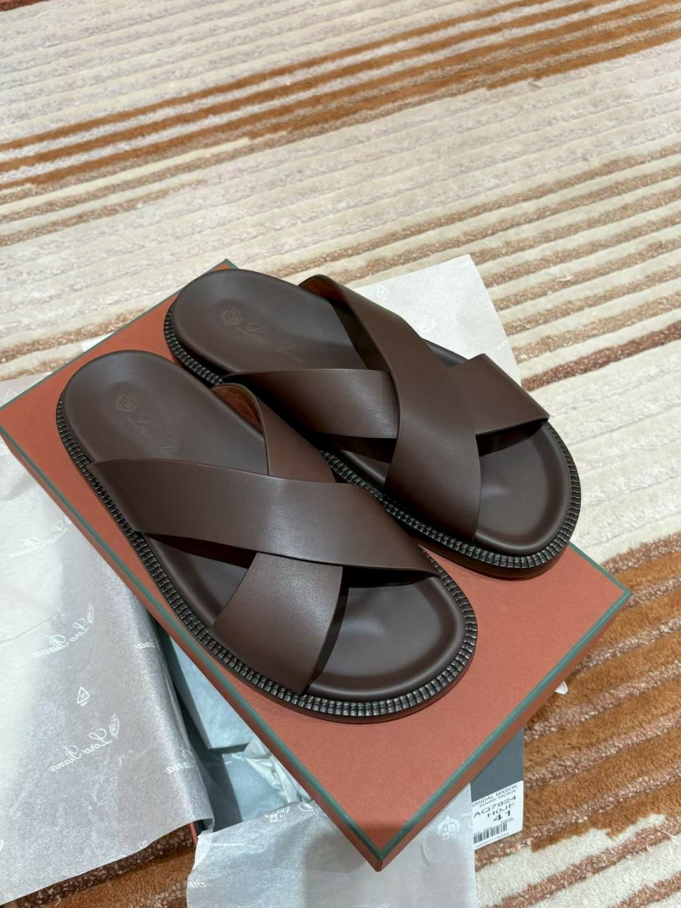 로로피아나 리비에라 슬라이드 샌들