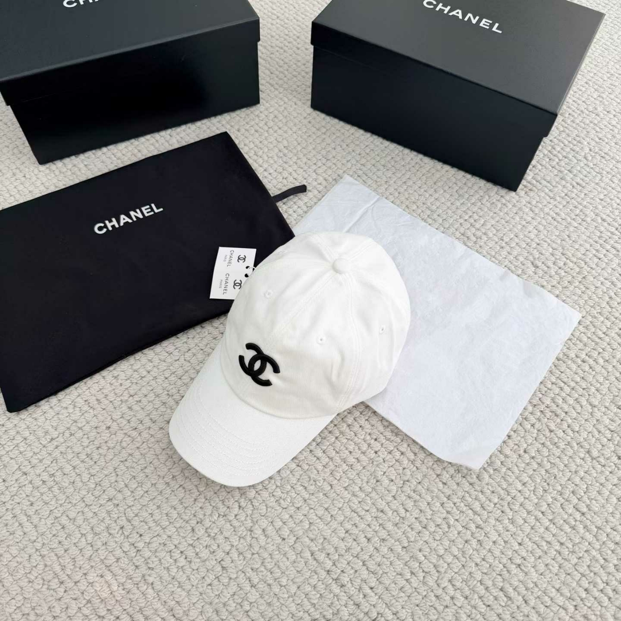 샤넬 CC로고 볼캡