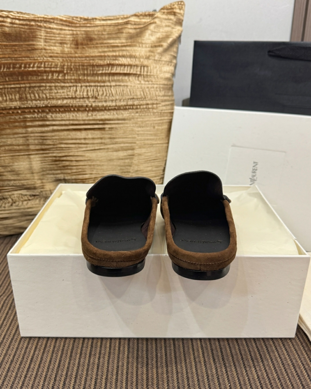 생로랑 LE LOAFER 뮬