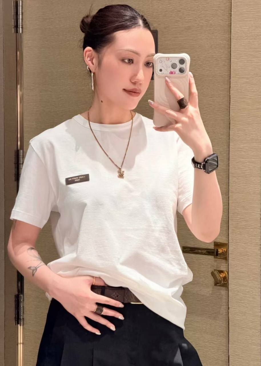 루이비통 코튼 패치 티셔츠