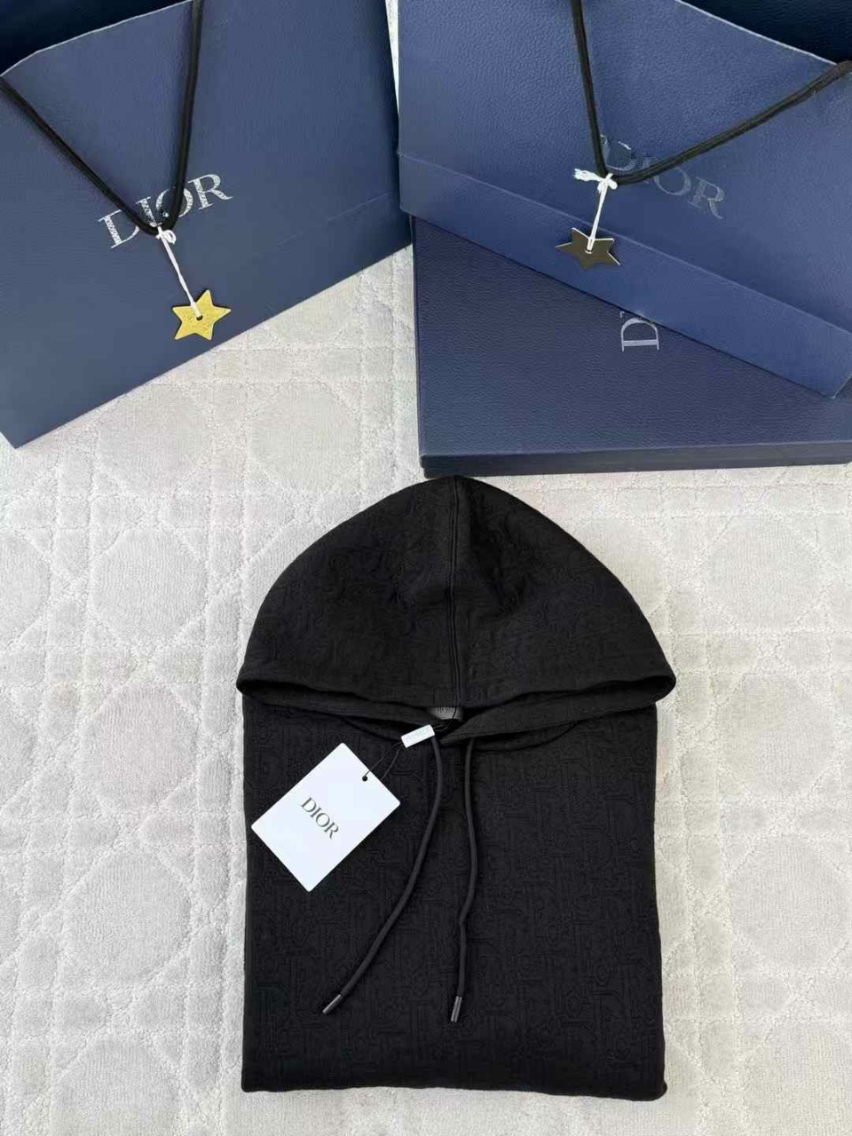 디올 오블리크 후드