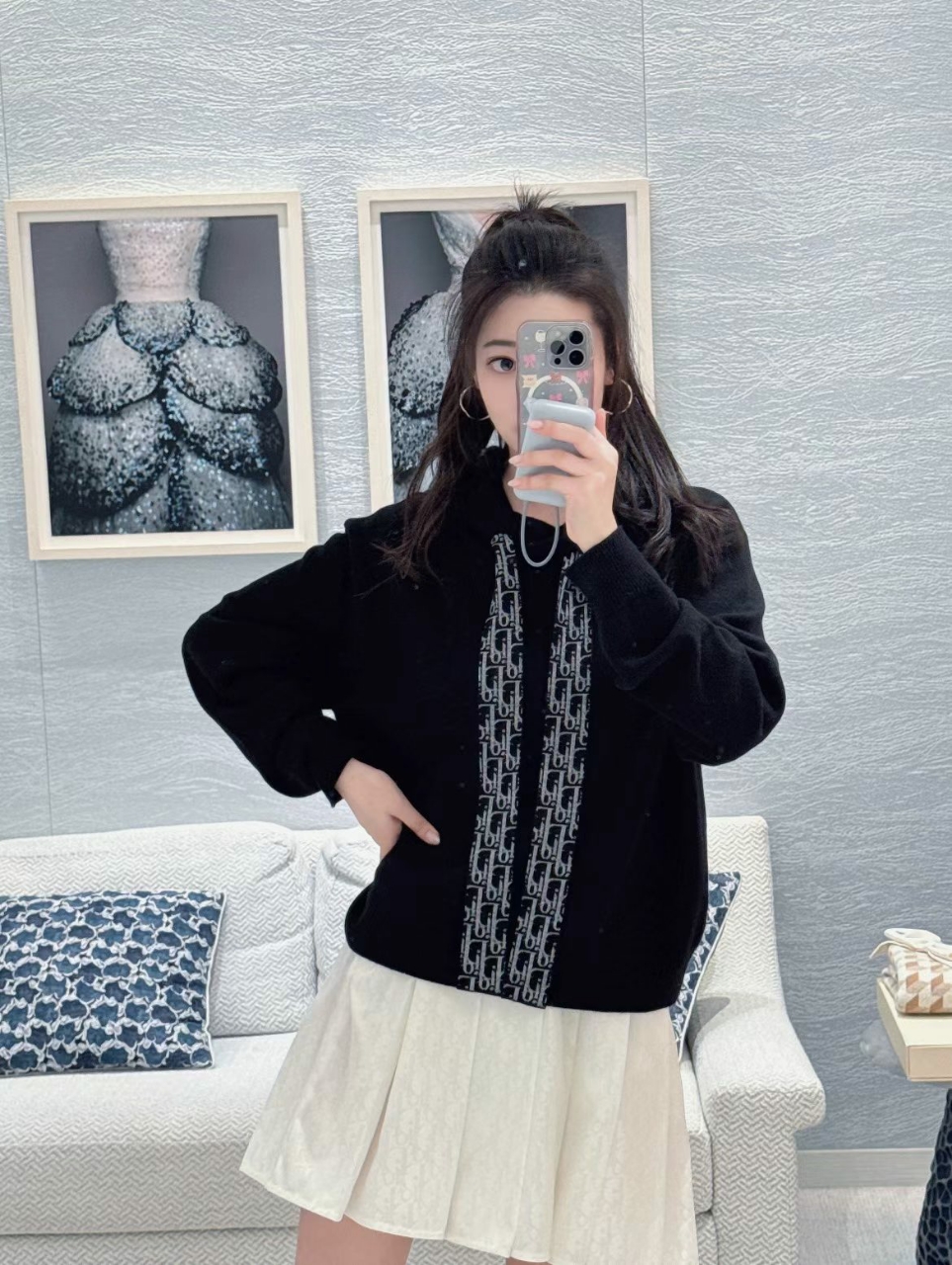 디올 오블리크 오버사이즈 후드 스웨터