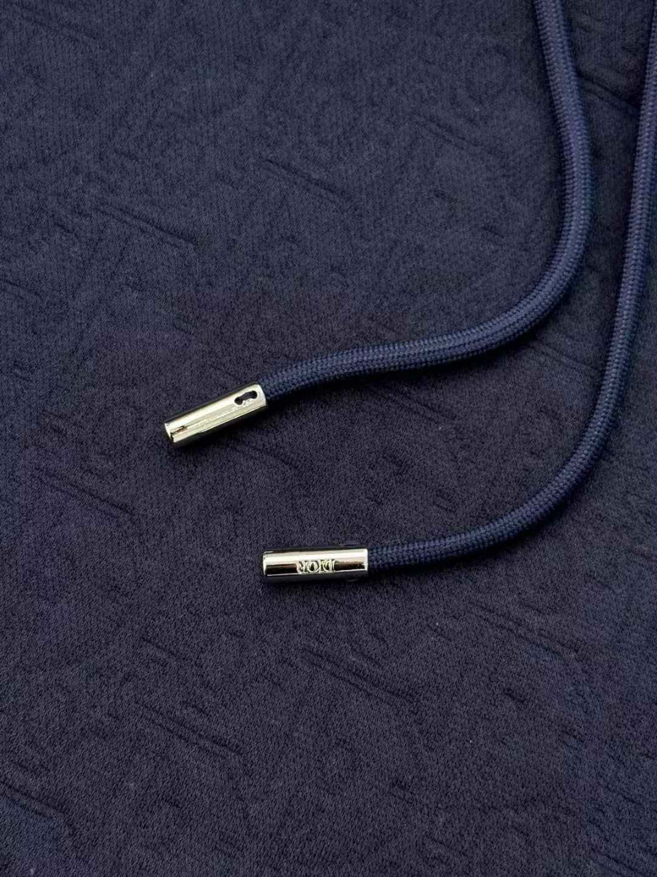 디올 오블리크 후드